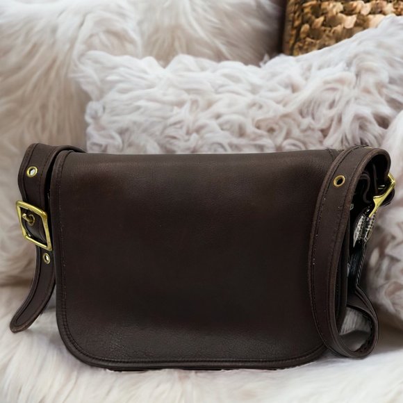 Coach Handbags - Vintage Coach Patricia Legacy Mahogany Leather Flap Shoulder/Crossbody Bag #9951